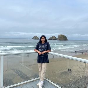 Meet your Posher, Alisha